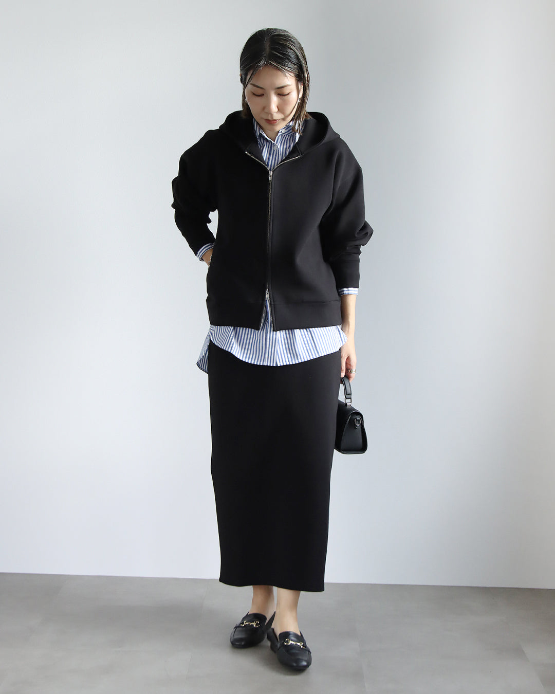 【予約商品2月中～下旬入荷予定】ポンチパーカー×タイトスカートセットアップ