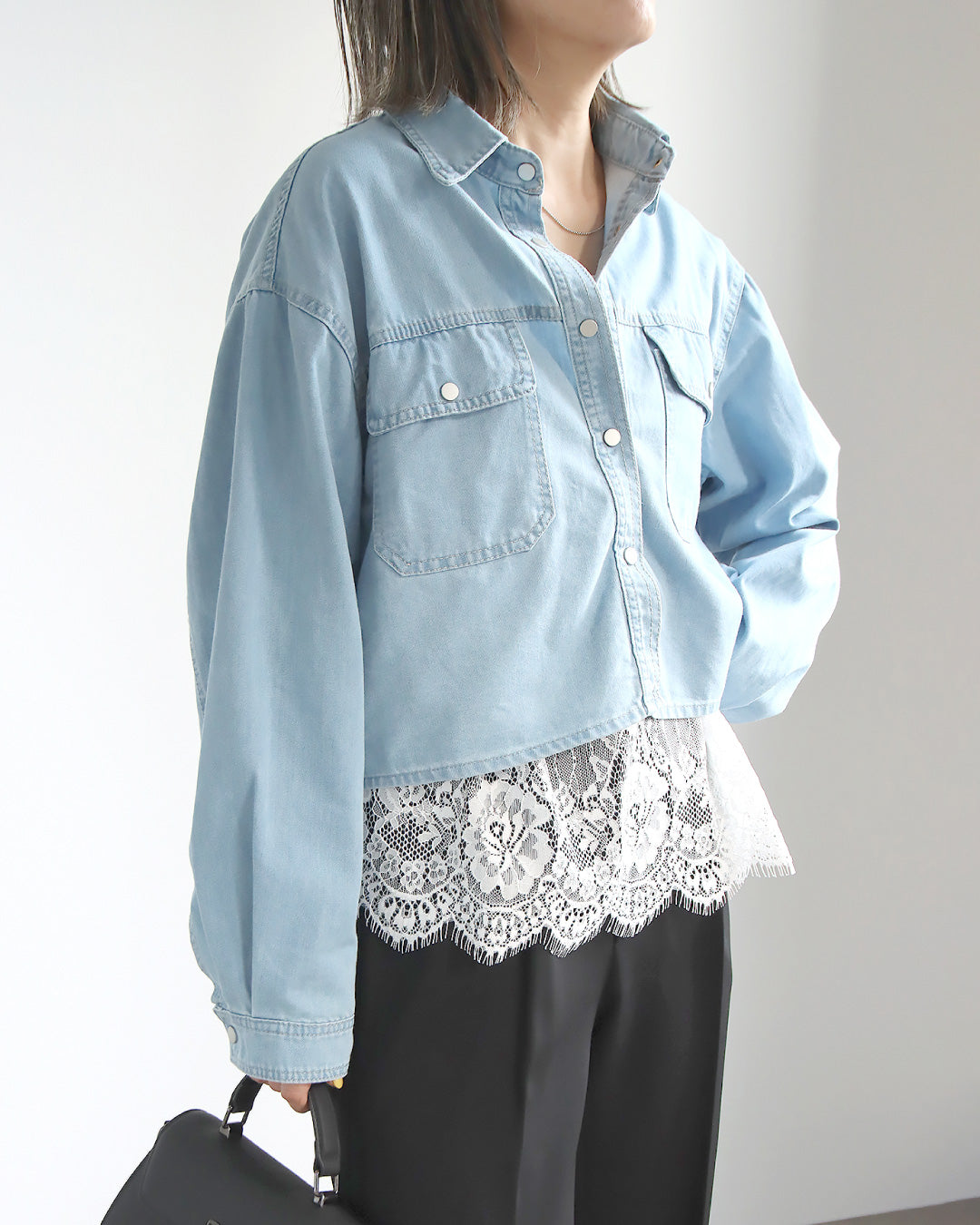 クロップドデニムシャツ