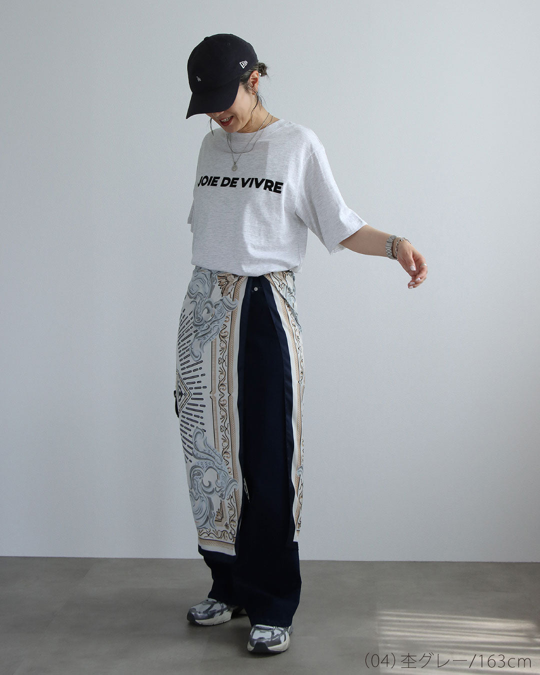 ロゴフロッキープリントTシャツ