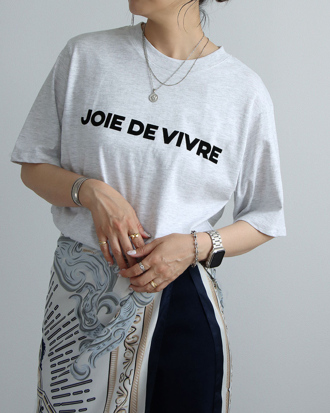 ロゴフロッキープリントTシャツ