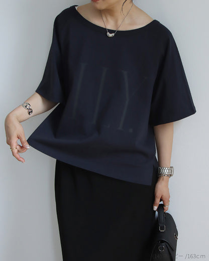 ビッグロゴTシャツ