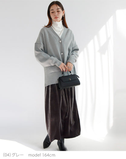 Vネックニットカーディガン