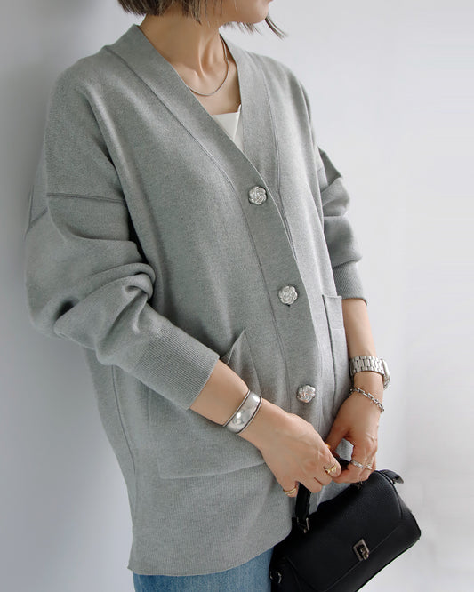 Vネックニットカーディガン